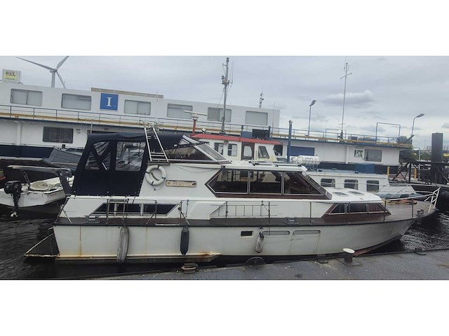 Classic super yacht motorjacht ‘zeemeeuw’ - afbeelding 2 van  31