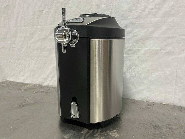 Clatronic bz 3740 biertap - afbeelding 2 van  2