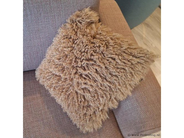 Claudi azila sierkussen exclusive camel - 50x50cm - afbeelding 1 van  2