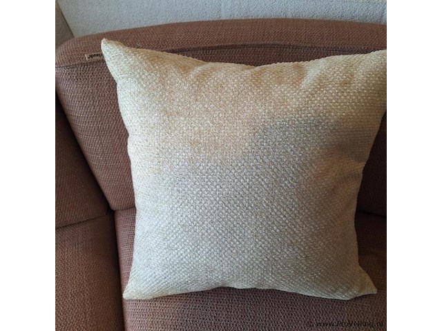 Claudi barbara sierkussen dark sand - 60x60cm - afbeelding 1 van  2