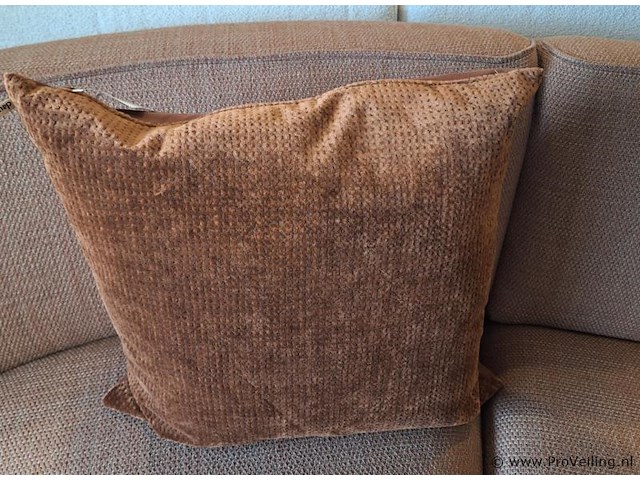 Claudi dalissa exclusive sierkussen copper - 60x60cm - afbeelding 1 van  2