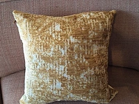 Claudi truly exclusive sierkussen gold - 50x50cm - afbeelding 1 van  2