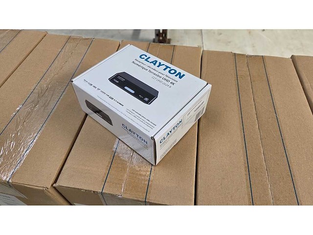 Clayton - clt uhd 2024 b - media player (65x) - afbeelding 1 van  7