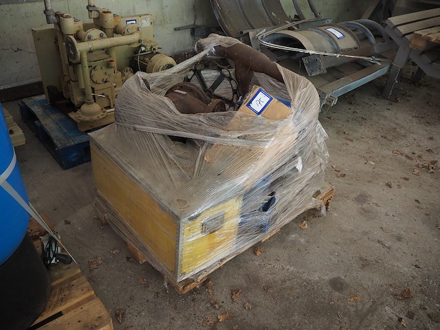 Clayton - afbeelding 17 van  24