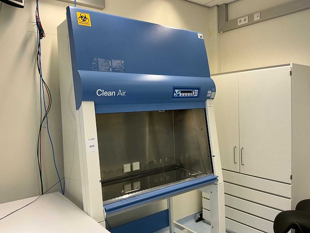 Clean air by baker ef/s4 laminaire stroomkast - afbeelding 1 van  7