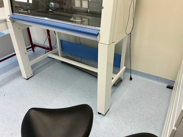 Clean air by baker ef/s4 laminaire stroomkast - afbeelding 5 van  7