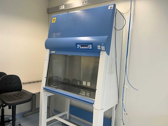 Clean air by baker ef/s4 laminaire stroomkast - afbeelding 1 van  6