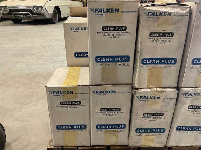 Clean plus kunstoff reiniger (18x) - afbeelding 2 van  2