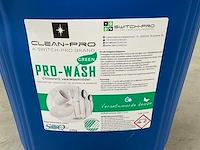 Clean-pro pro-wash green jerrycan á 23kg chloorvrij vaatwasmiddel (24x) - afbeelding 1 van  3