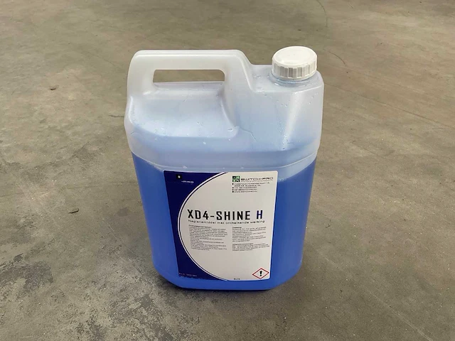 Clean-pro xd4-shine h jerrycan á 5l naglansmiddel met ontkalkende werking (4x) - afbeelding 1 van  2