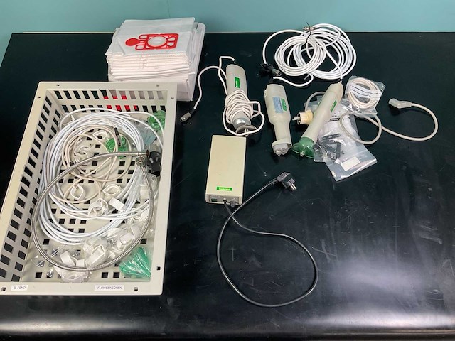 Cleancast - cc5 - diverse medische apparatuur (3x) - afbeelding 1 van  3