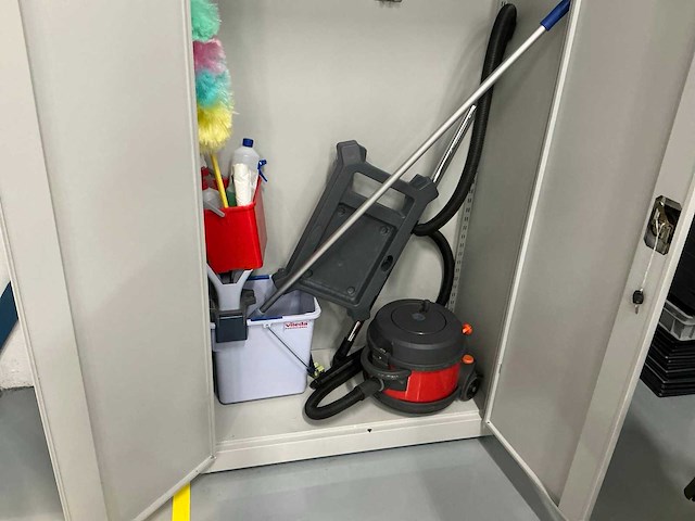Cleanfix - kast zonder inhoud - afbeelding 1 van  4