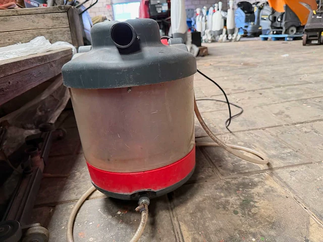 Cleanfix - tw 411 - schrob-zuigmachine - afbeelding 3 van  5