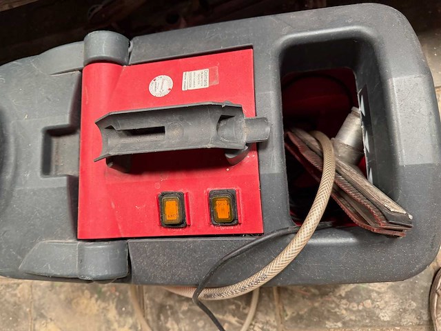 Cleanfix - tw 411 - schrob-zuigmachine - afbeelding 4 van  5