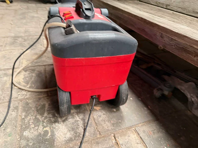 Cleanfix - tw 411 - schrob-zuigmachine - afbeelding 5 van  5