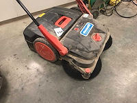 Cleanfix veegmachine - afbeelding 3 van  4