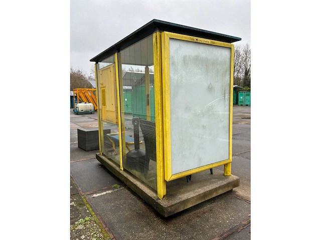 Clear channel rook abri - afbeelding 3 van  3