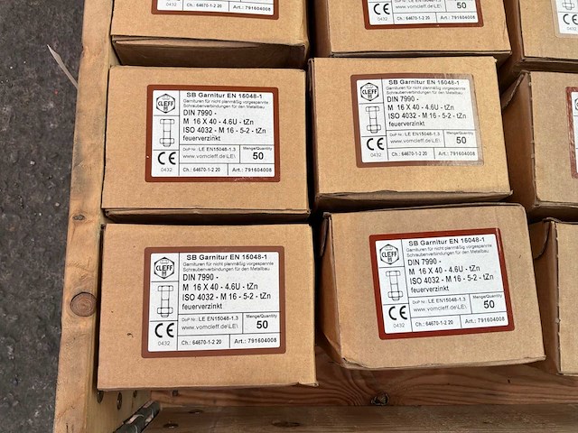 Cleff diverse bouten met moeren (2850x) - afbeelding 7 van  9