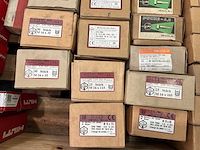 Cleff diverse bouten met moeren (975x) - afbeelding 3 van  3