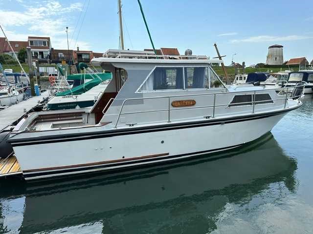 Cleopatra - 850 - motorboot - afbeelding 1 van  33