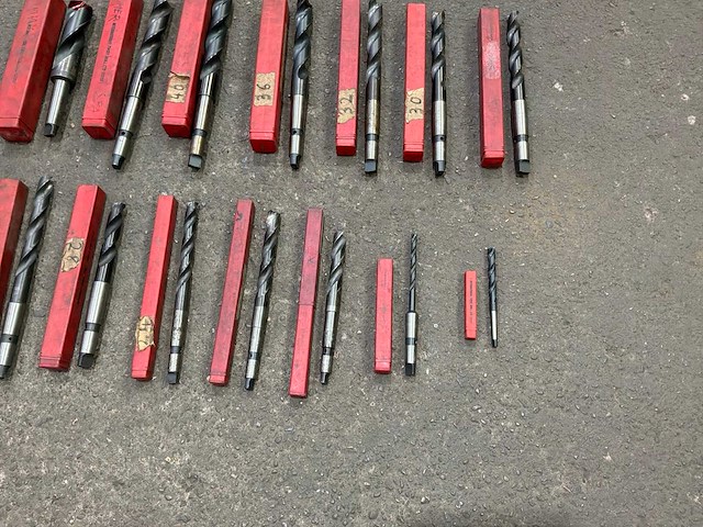 Cleveland diverse morseconusboren (14x) - afbeelding 1 van  6