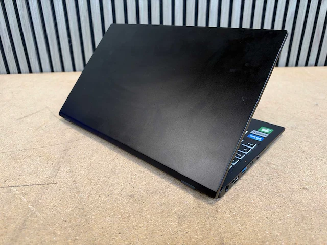 Clevo co - ns5x-xns7xau - laptop - afbeelding 5 van  7
