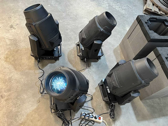 Clf - orion - moving head (4x) - afbeelding 4 van  8