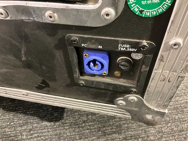 Clf juno laadstation in flightcase - afbeelding 3 van  4