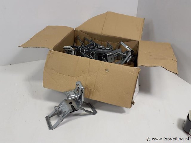 Clickfit evo bevestigingsmateriaal t.b.v. zonnepanelen - ca. 20 stuks - afbeelding 1 van  2