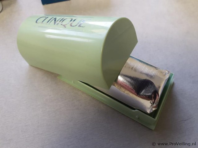 Clinique facial soap gezichtszeep - afbeelding 2 van  3