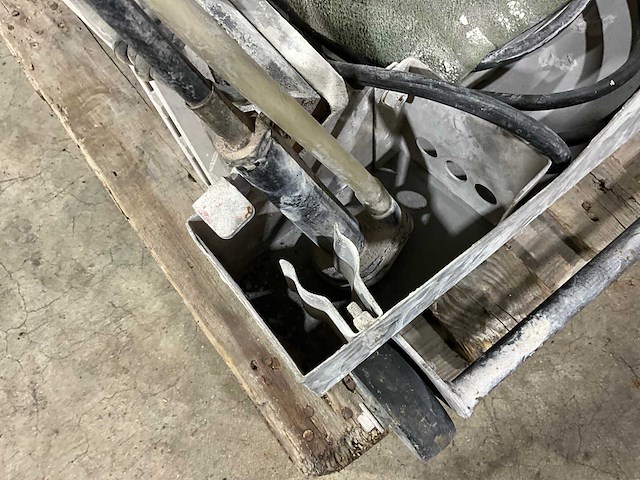 Clipper cm401 tegelzaagmachine - afbeelding 10 van  12