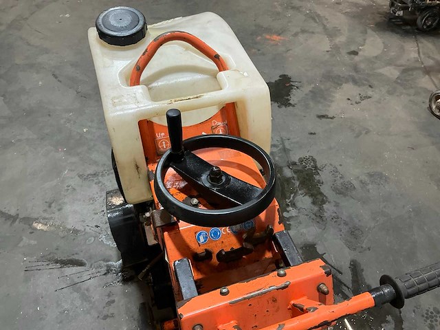 Clipper cs 451 betonzaag - afbeelding 2 van  10