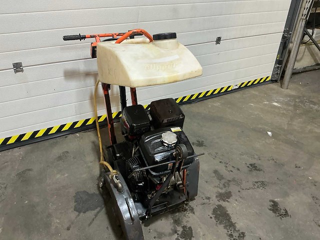 Clipper cs 451 betonzaag - afbeelding 6 van  10