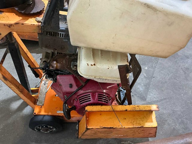 Clipper/ wacker/norton/ saint gobain divers betonzaagmachine (5x) - afbeelding 11 van  11