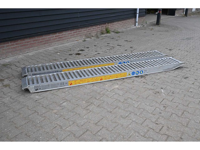 Clm 3000kg aluminium rijplaten set - afbeelding 1 van  5
