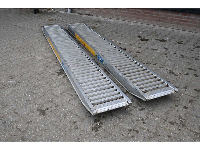 Clm 3000kg aluminium rijplaten set - afbeelding 3 van  5