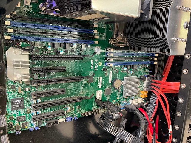 Clone clone, 2x xeon(r) e5-2680 v3, 32 gb ram, no hdd workstation - afbeelding 2 van  10