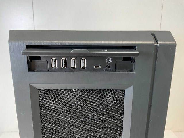 Clone romed8-2t, amd epyc 7452 32-core, 128 gb ram, no hdd, nvidia quadro t1000 mobile 4 gb workstation - afbeelding 5 van  6