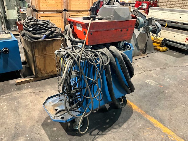 Cloos glc 353 mc3 mig lasapparaat - afbeelding 3 van  8