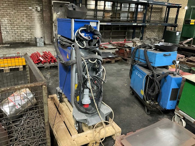 Cloos qineo tronic pulse 350 mig lasapparaat - afbeelding 6 van  11