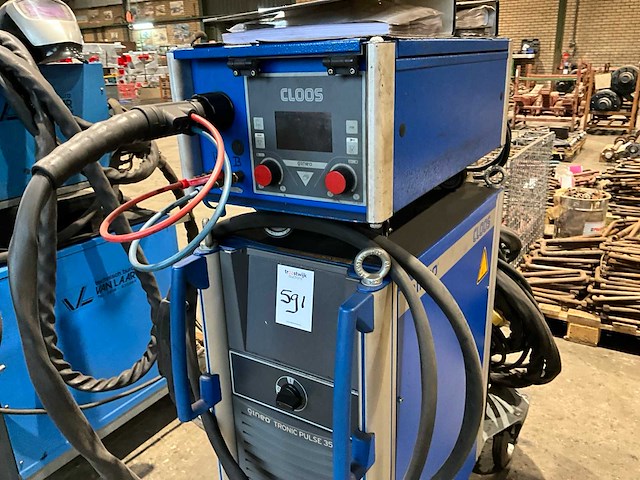 Cloos qineo tronic pulse 350 mig lasapparaat - afbeelding 10 van  11