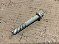 Close tolerance bolt (4x) - afbeelding 2 van  3