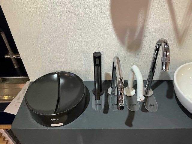 Clou / duravit fontein (6x) - afbeelding 2 van  9