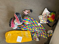 Clown around - afbeelding 3 van  3