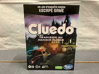 Cluedo: verraad bij huize tudor - (franstalig) bordspel (44x) - afbeelding 2 van  5