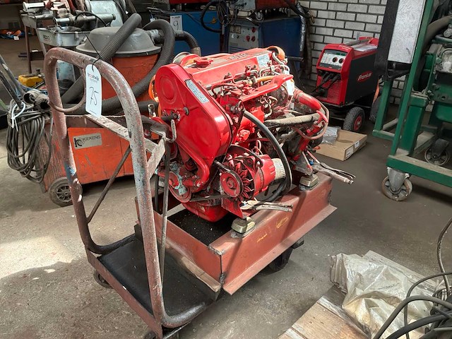 C.m.d. am45 dieselmotor - afbeelding 1 van  7
