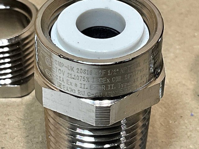 Cmp 20s16a2f1ra531 nikkel plated kabelverbinder 1/2” (40x) - afbeelding 3 van  3