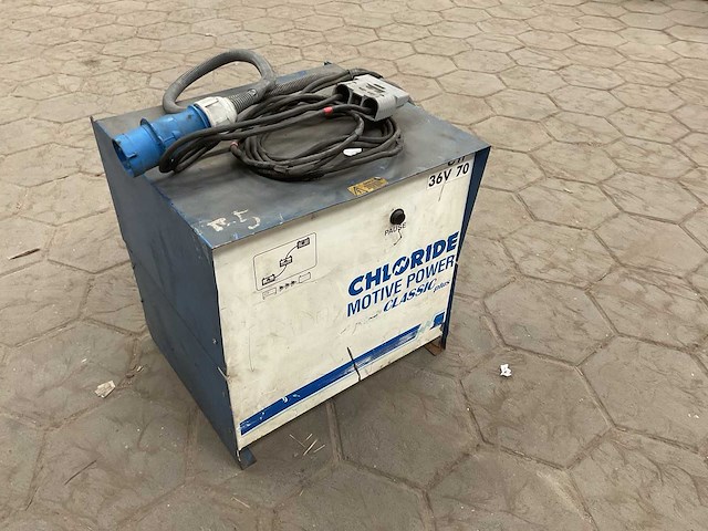 Cmp batteries chloride motive power classic plus acculader - afbeelding 1 van  6
