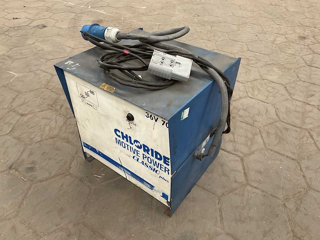 Cmp batteries chloride motive power classic plus acculader - afbeelding 1 van  3