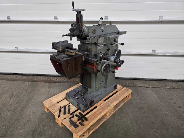 Cmz - horizontale steekmachine - afbeelding 1 van  8